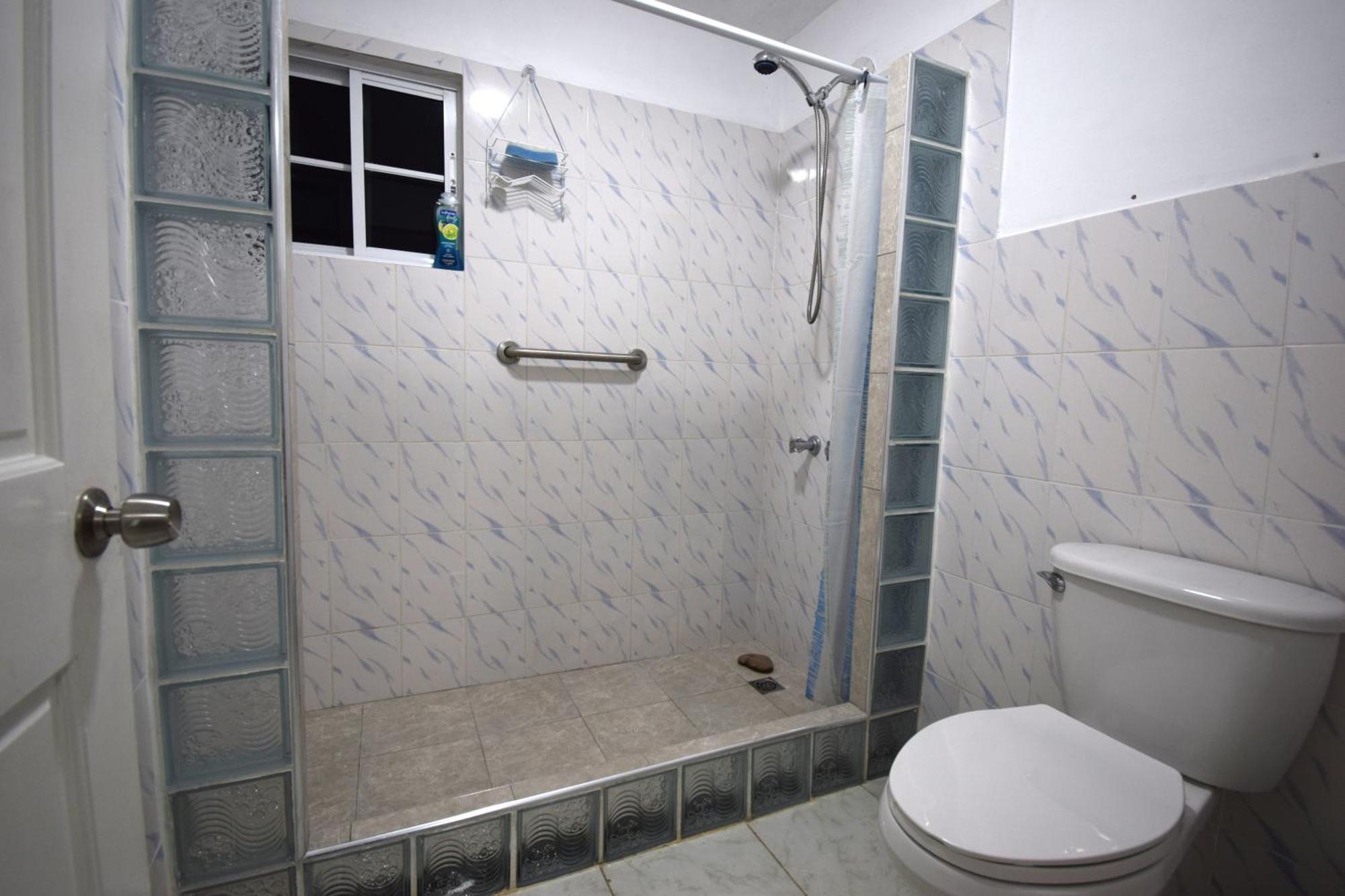 Apartamento Harriott Heights Mandeville Exterior foto